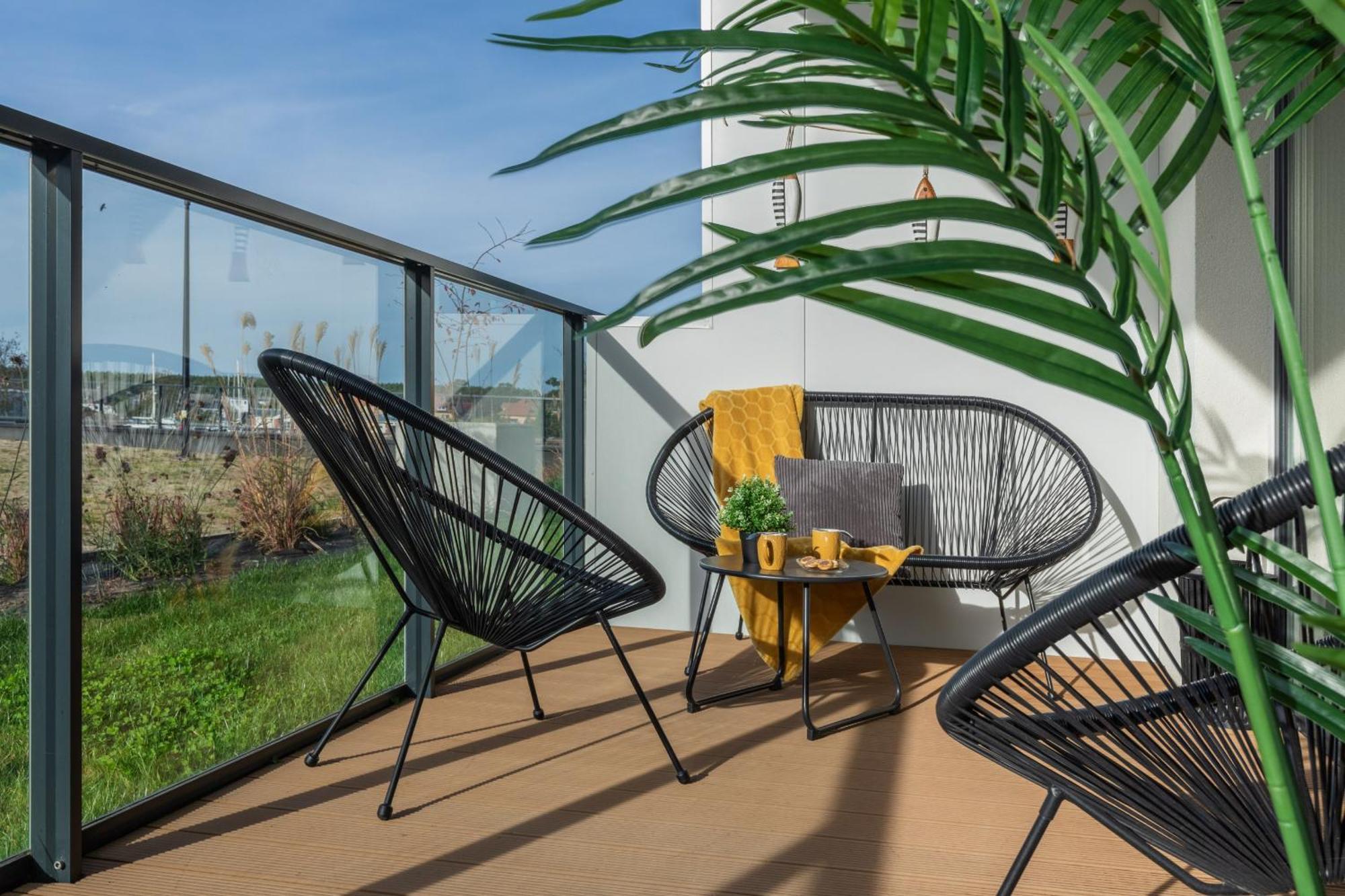 Dziwnow Luxurious Apartment No1 By The River By Renters Prestige Εξωτερικό φωτογραφία