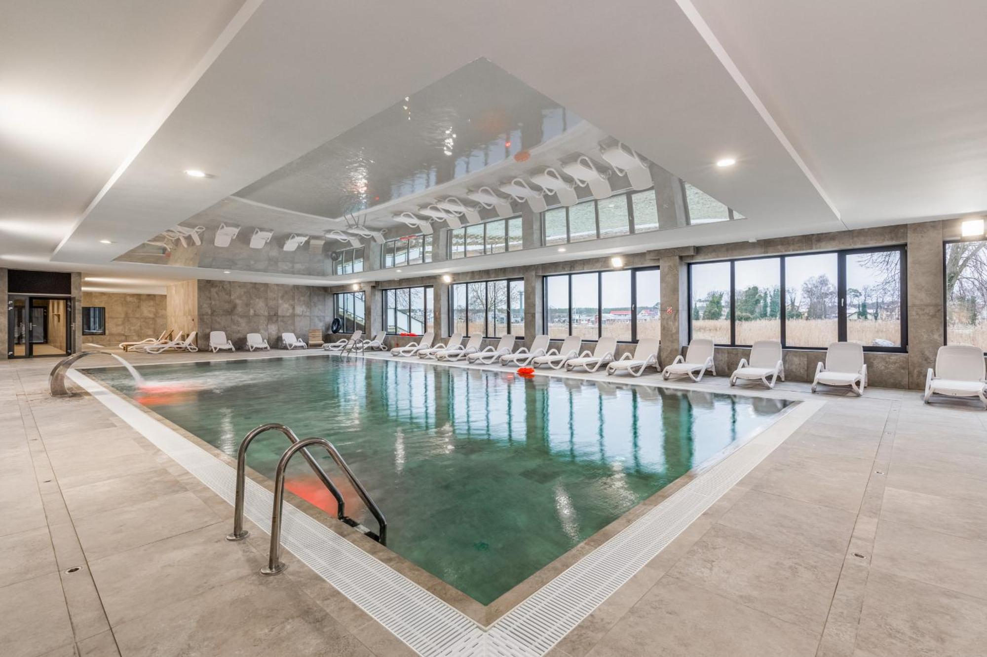Dziwnow Luxurious Apartment No1 By The River By Renters Prestige Εξωτερικό φωτογραφία